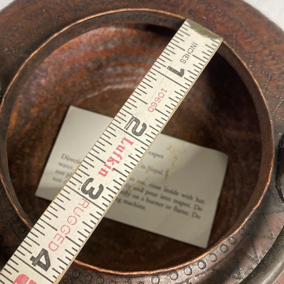 Nepalese Copper Kettle Vintage Chinese Etched Hammered Water Pot - Picture 16 of 17